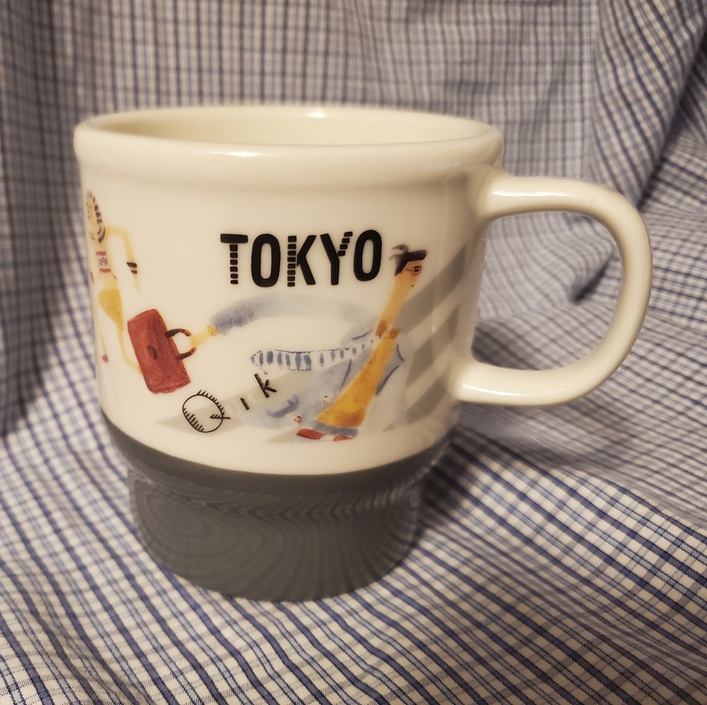 2016 Tokyo Starbucks coffee mug.